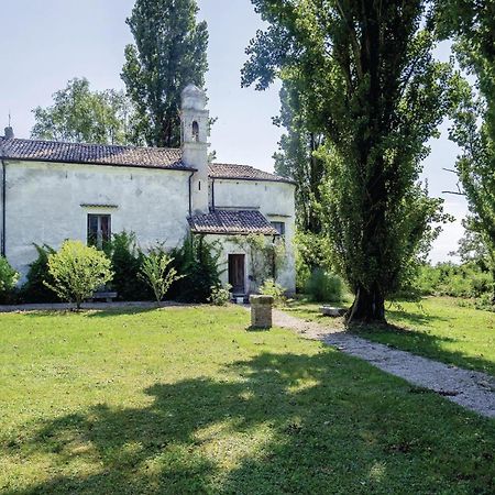 2 Bedroom Awesome Home In Taglio Di Po Ro Порто-Виро Экстерьер фото