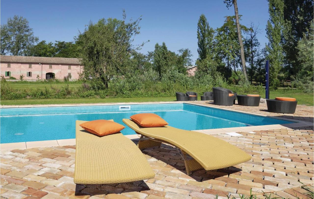 2 Bedroom Awesome Home In Taglio Di Po Ro Порто-Виро Экстерьер фото